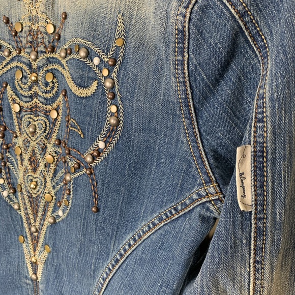 J & COMPANY • Jean Jacket - Picture 7 of 8
